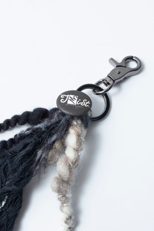 TΣist YARN KEY RING