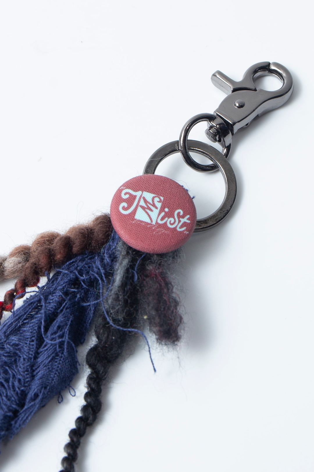 TΣist YARN KEY RING