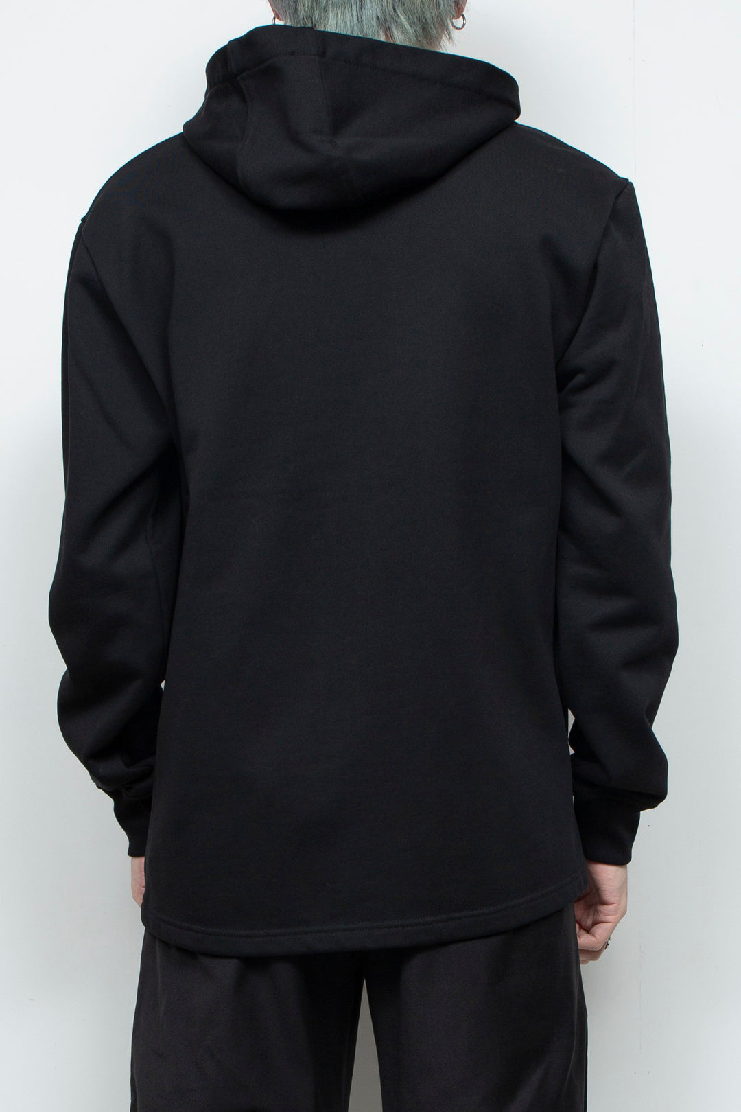プルオーバーフーディー Black