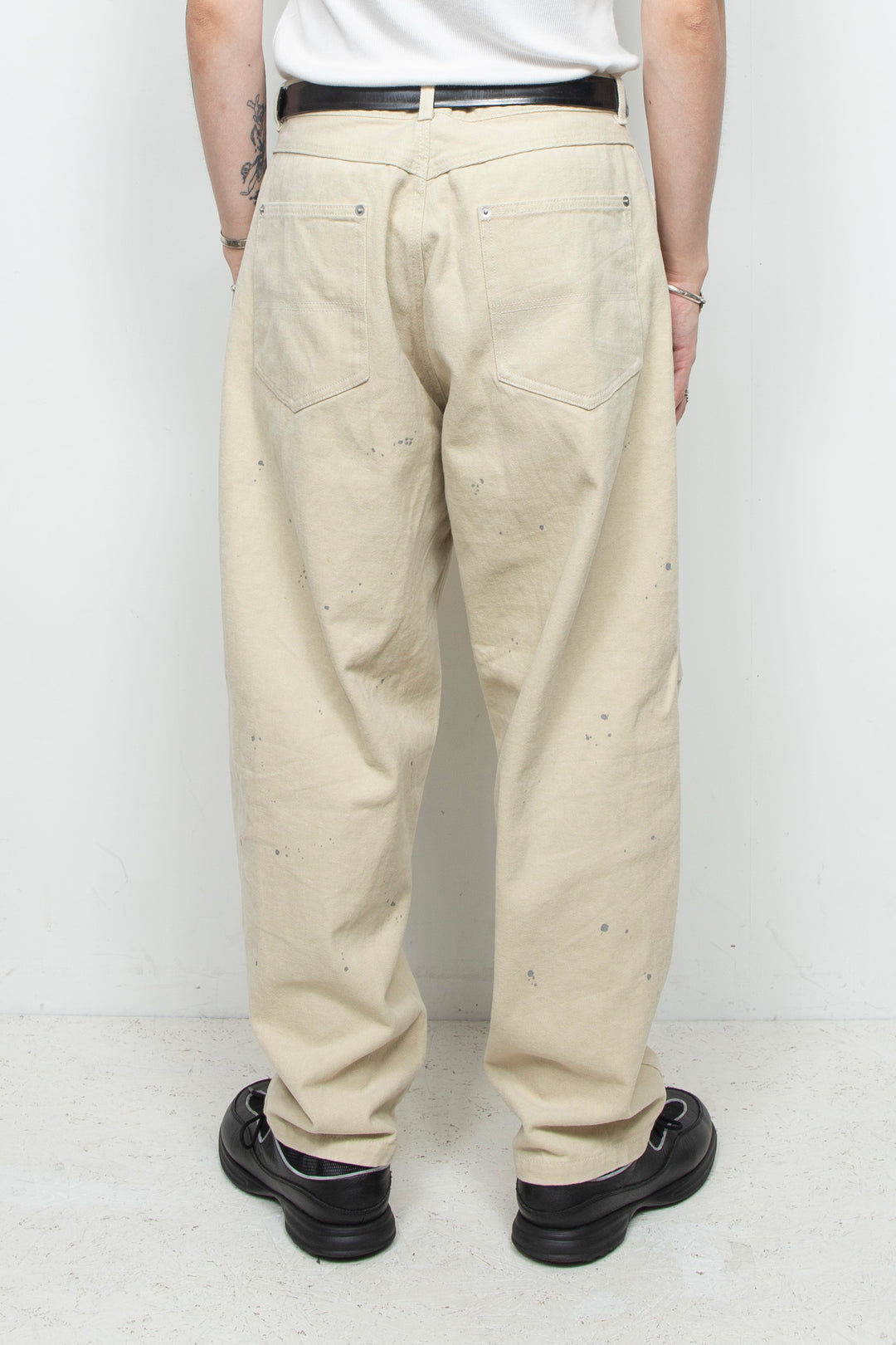3D-Pattern Frosted Painted Barrel Chino Pants ECRU
