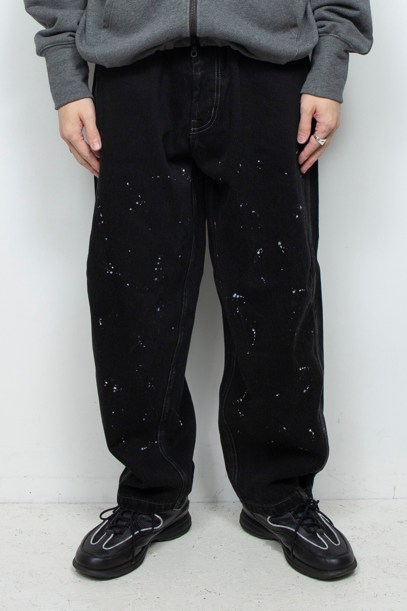 3D-Inertia Pattern Frosted Painted Barrel Denim BLACK / arenotis(アーノッ ...