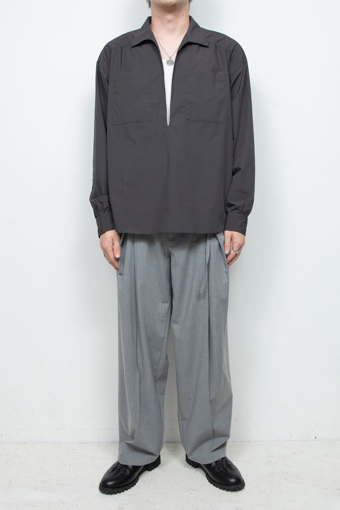 Rayon Broad Gathered Skipper Shirt CHARCOAL