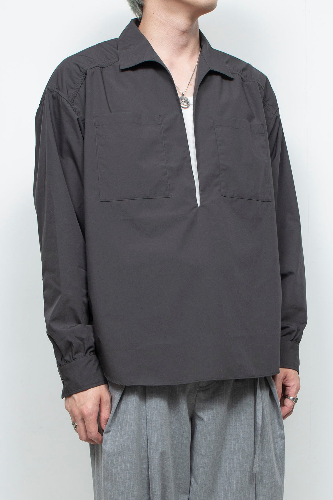 Rayon Broad Gathered Skipper Shirt CHARCOAL