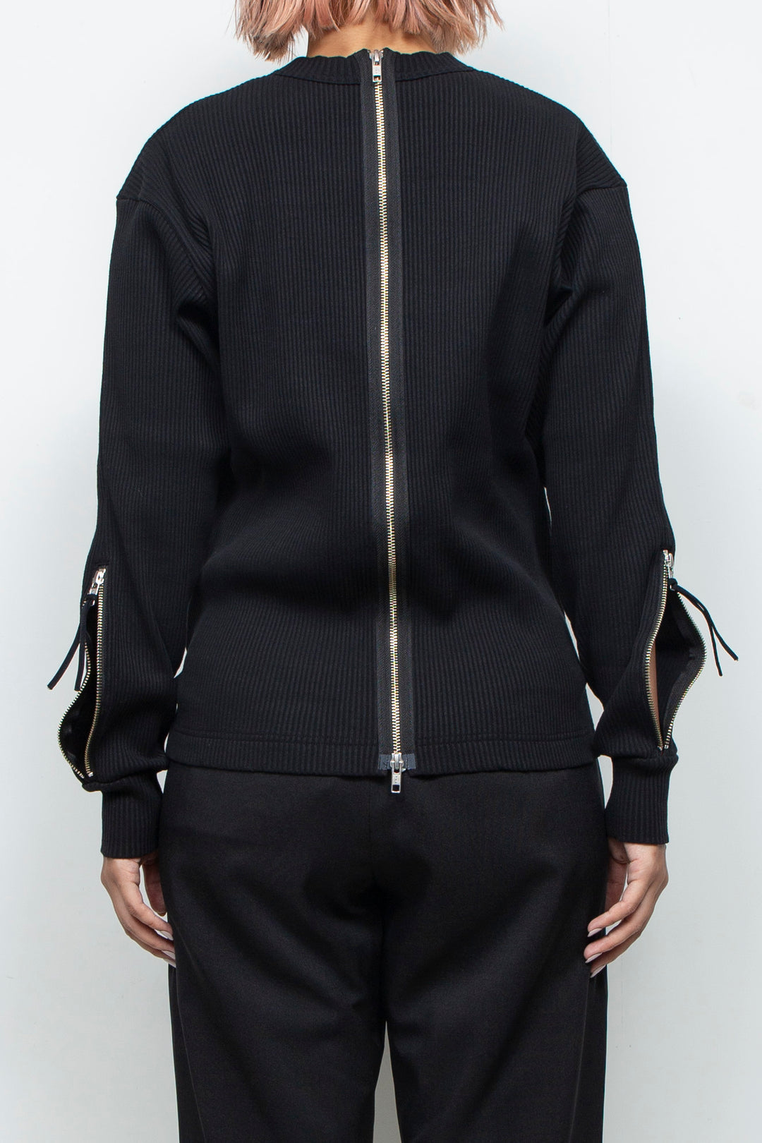 250215 TOPS BLACK
