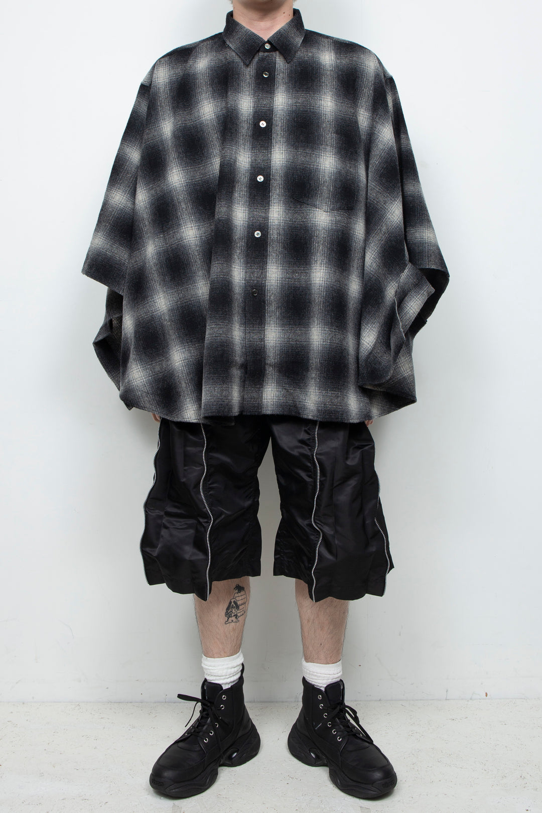 Ombre Check Poncho Black