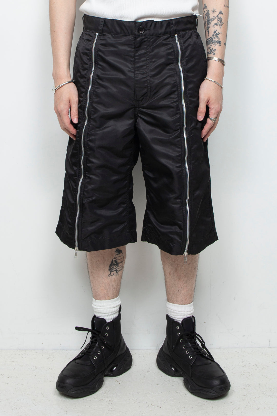 Zipper nylon baggy shorts Black