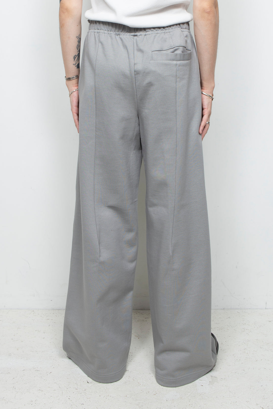 MANTIS SWEAT PANTS GRAY