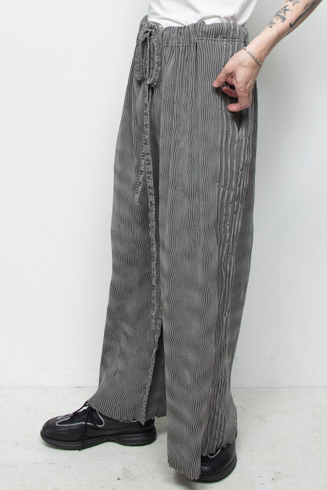 LARGEST SEAMLESS KNIT PT/RIB GREY