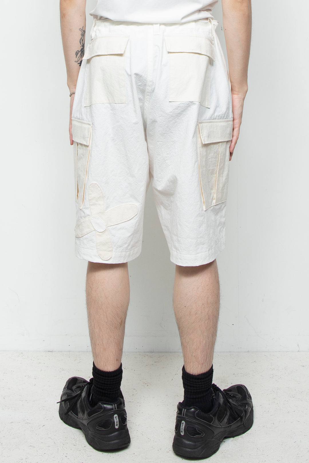 flower half cargo pants white