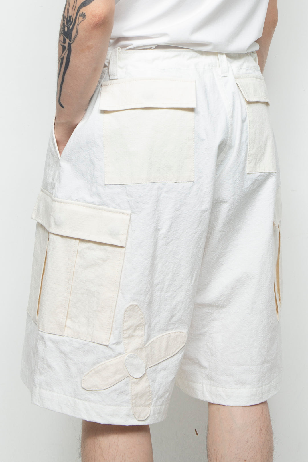 flower half cargo pants white