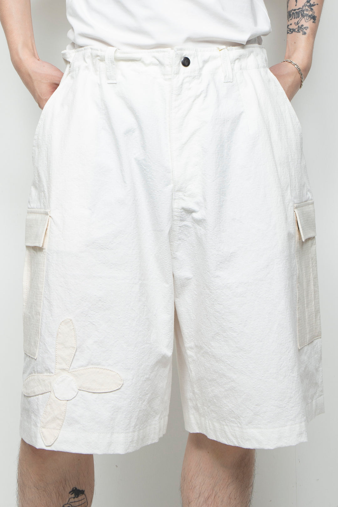 flower half cargo pants white
