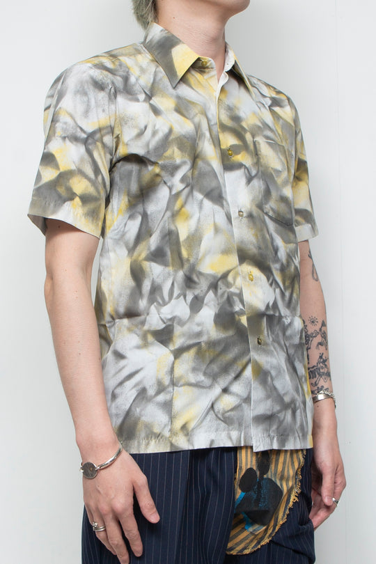 Yellow/Black shirt