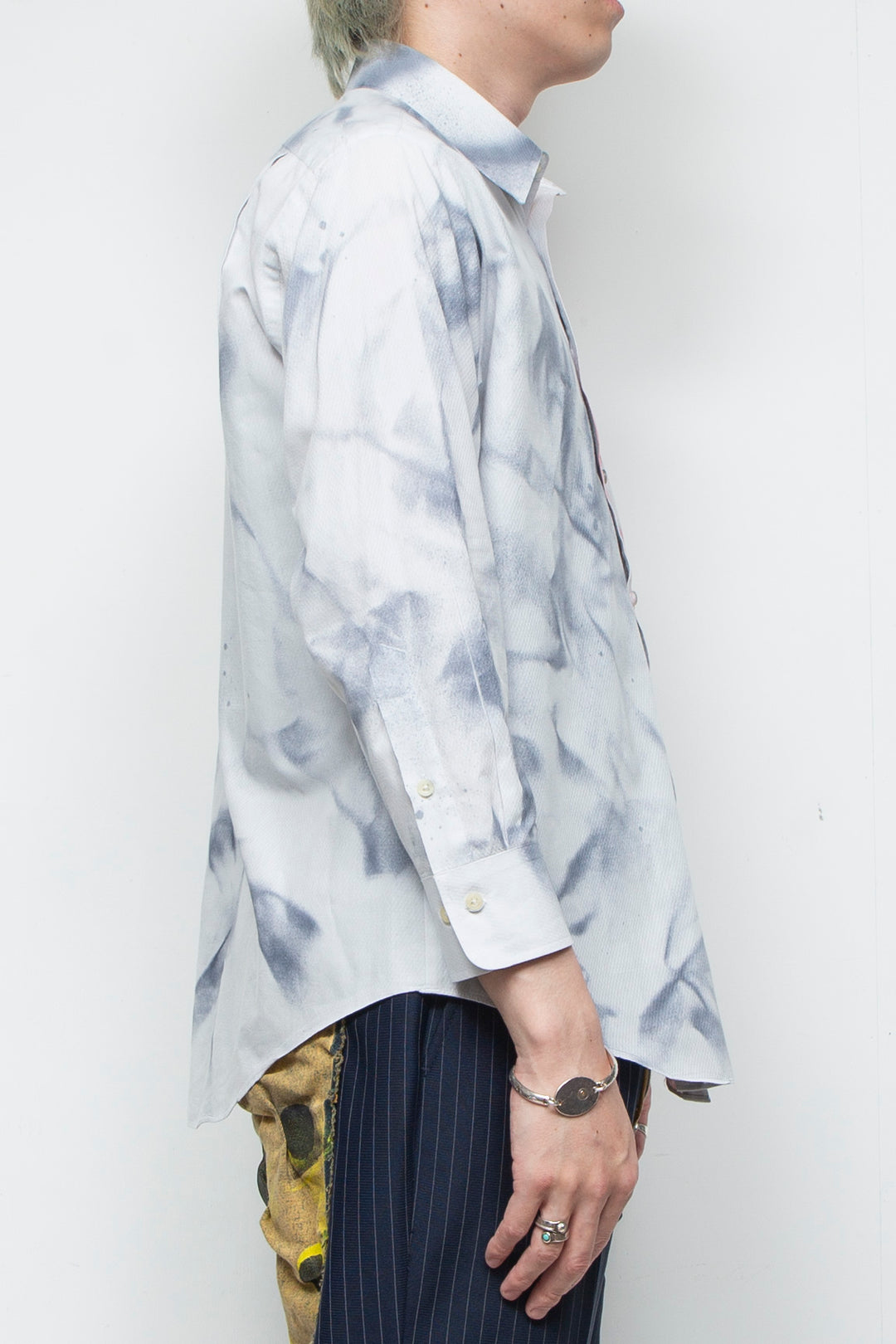 Bicolor spray shirt