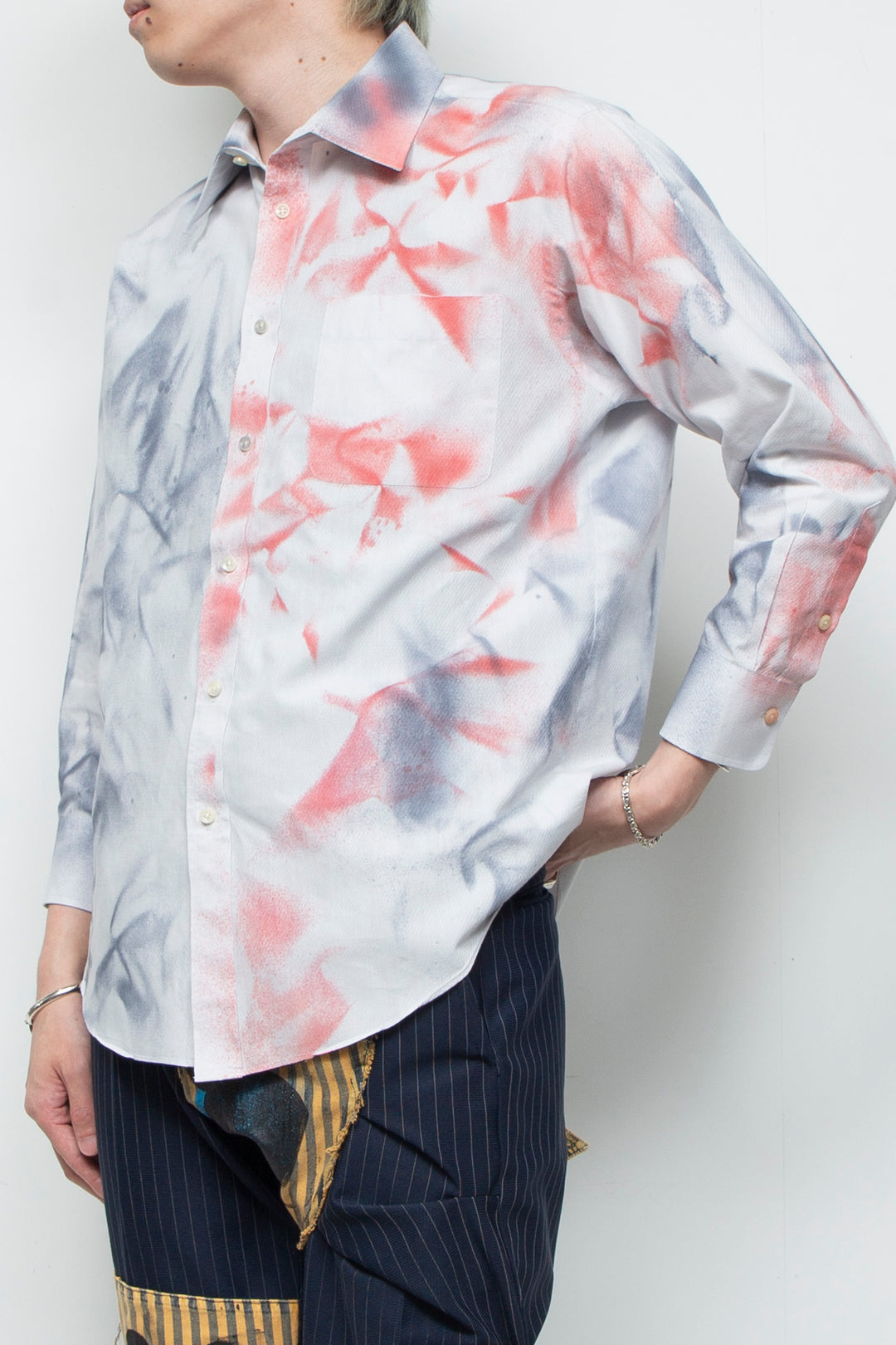 Bicolor spray shirt