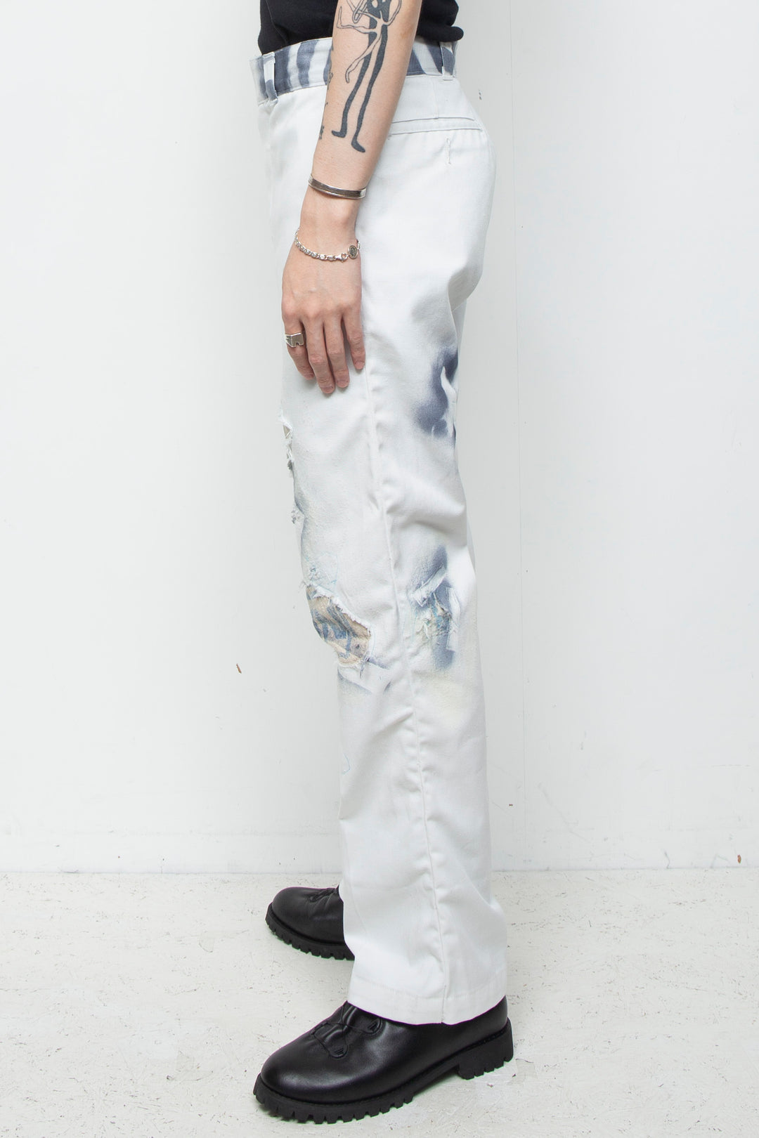 Spray on damage pants