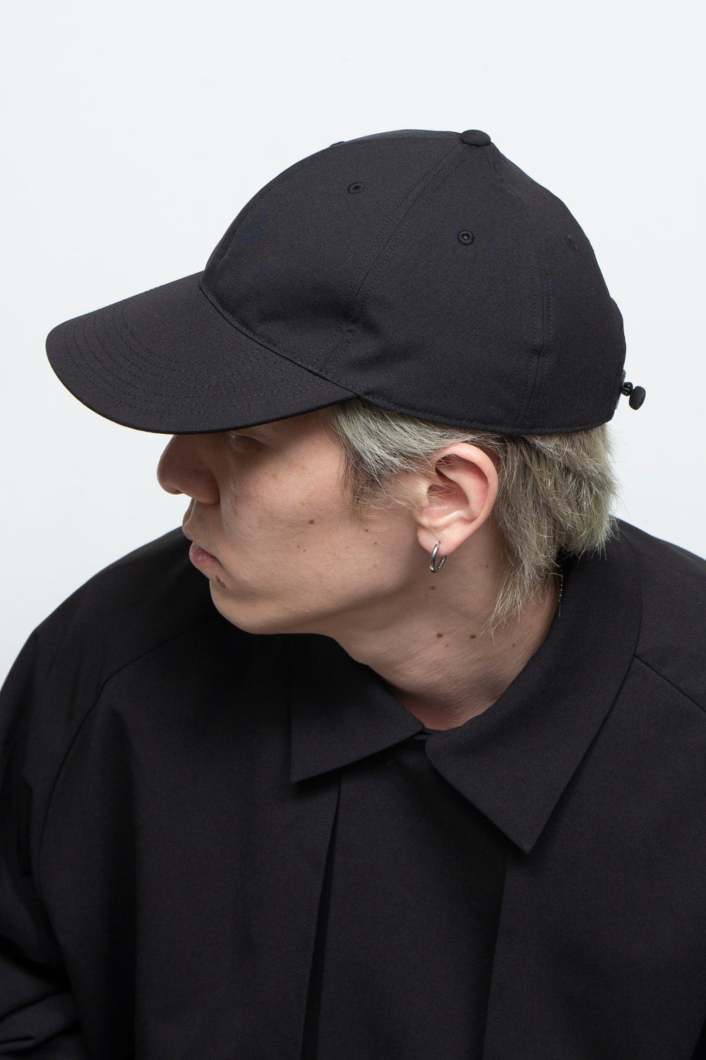 3-Layer Bonded Suit FIDLOCK® Magnetic Buckle Cap BLACK