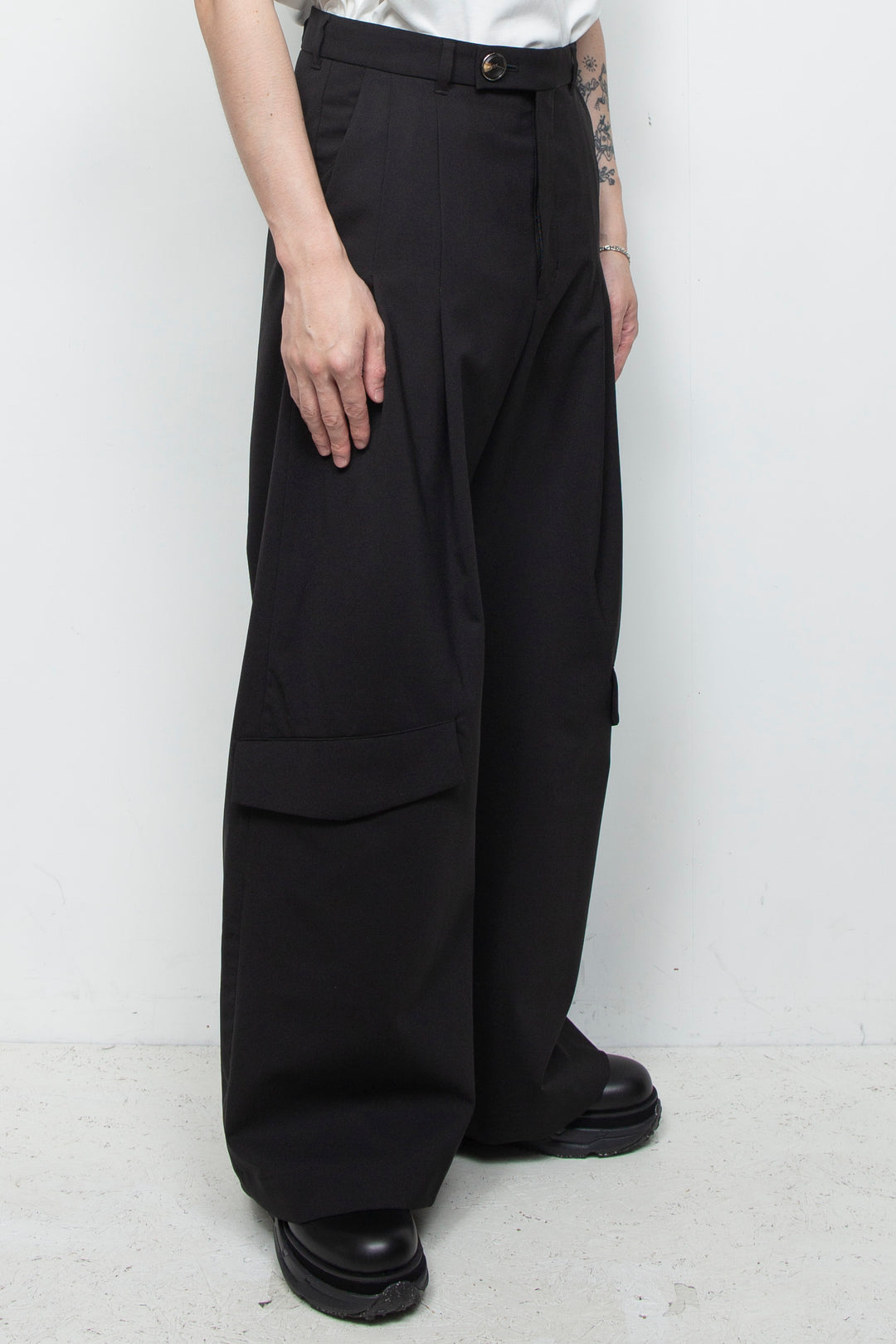 3-Layer Bonded Suit Thin Flap Baggy Trousers BLACK
