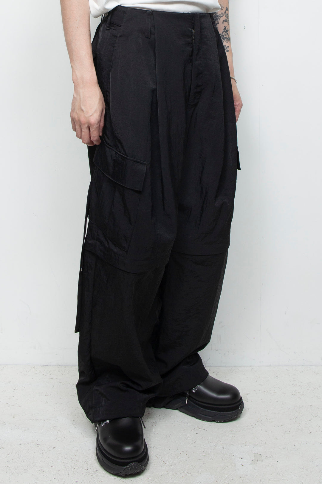Vintage nylon detachable cargo pants BLACK
