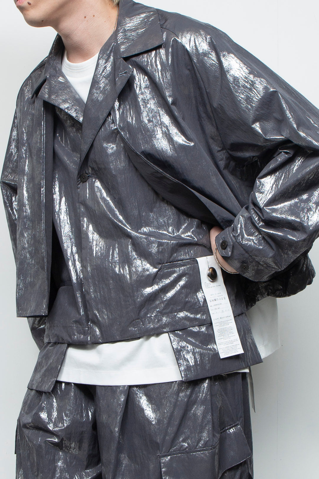 Washed foil coated short trench jacket STEEL GRAY