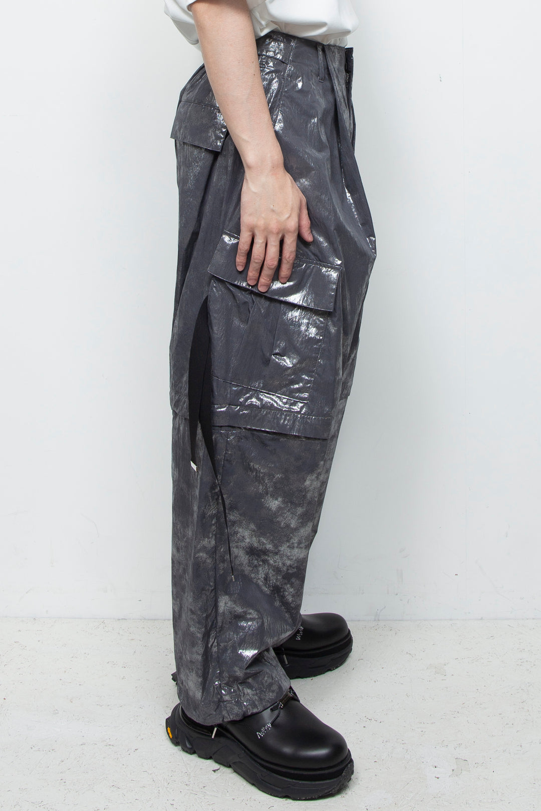 Washed Foil Coated Detachable Cargo Pants STEEL GRAY