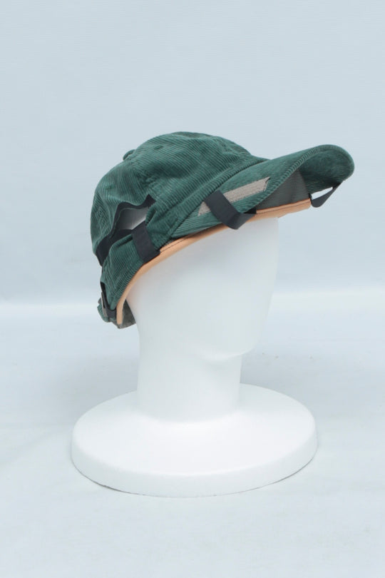 BODYSONG.  Green Cap