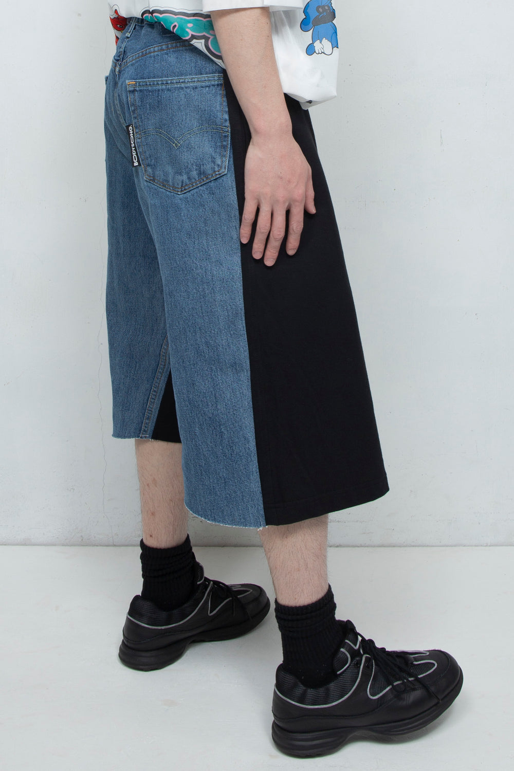 W SHORTS / VINTAGE DENIM RECONSTRUCTION BLACK