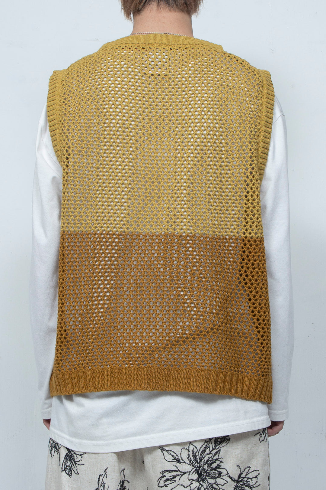 Mesh knit vest Brown