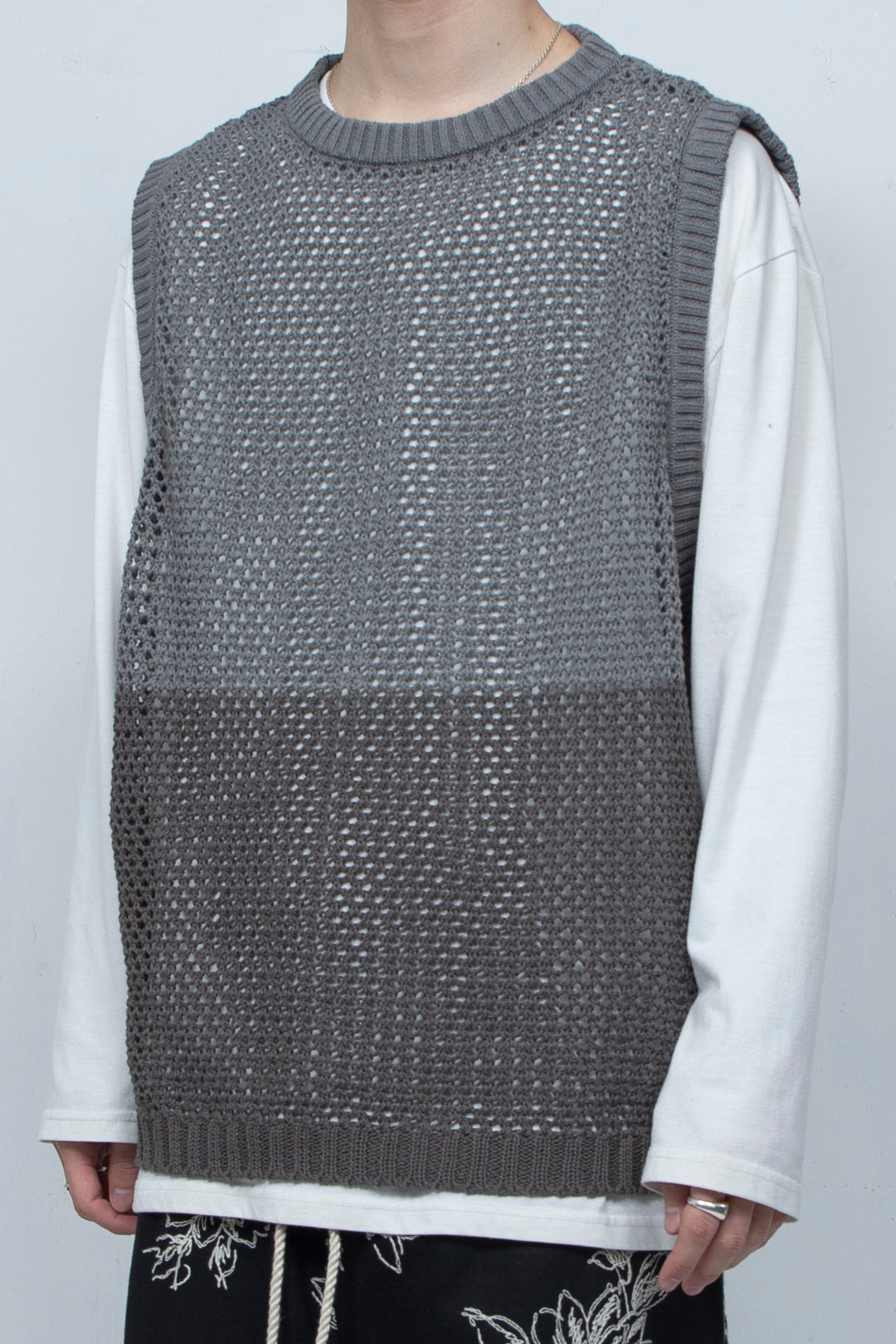 Mesh knit vest Gray