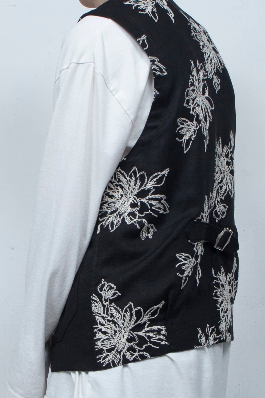 Floral patterns vest Black