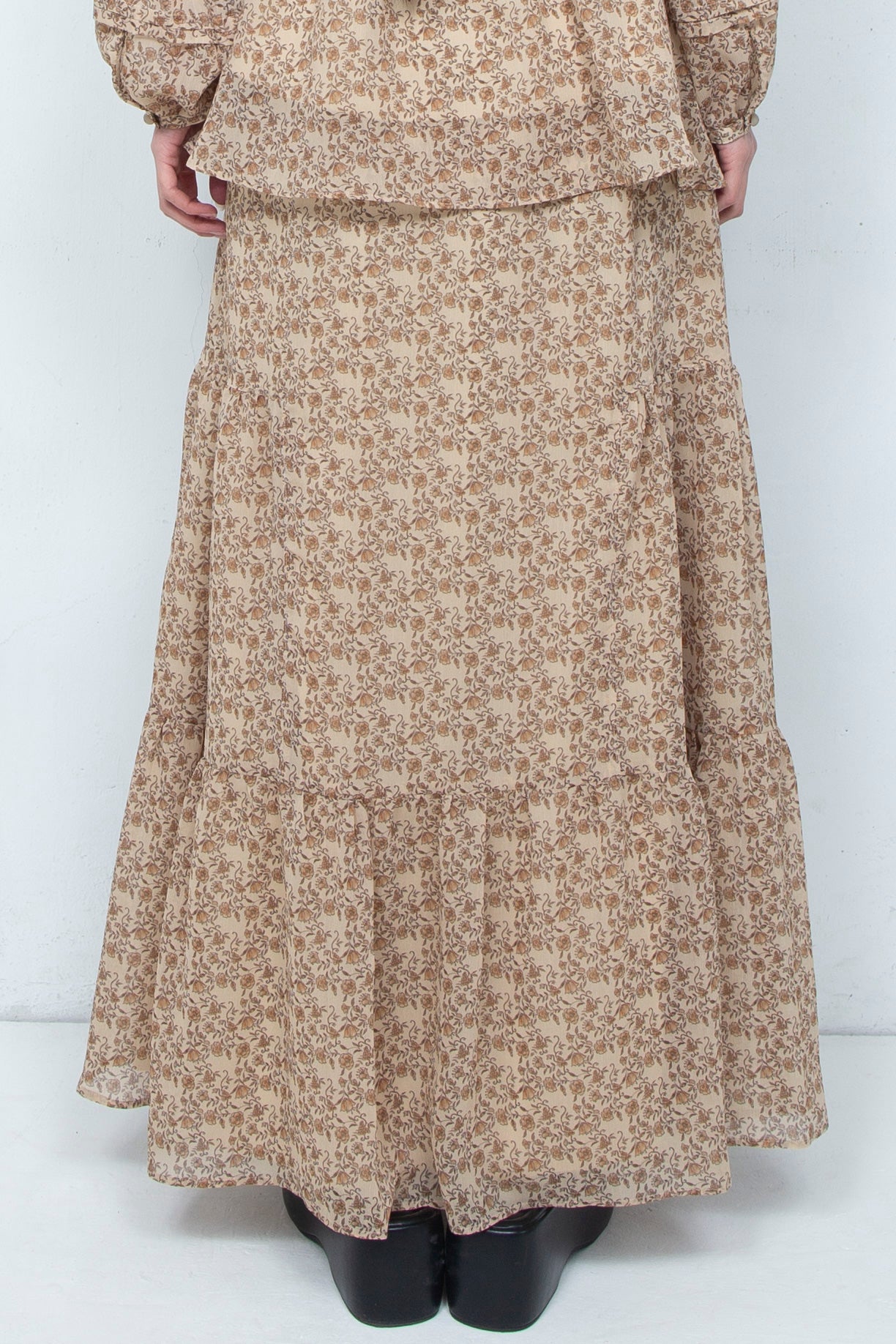2-WAY CRINKLE TUCK RUFFLE HIGH WAIST MAXI SKIRT (FLORAL)／ritsu