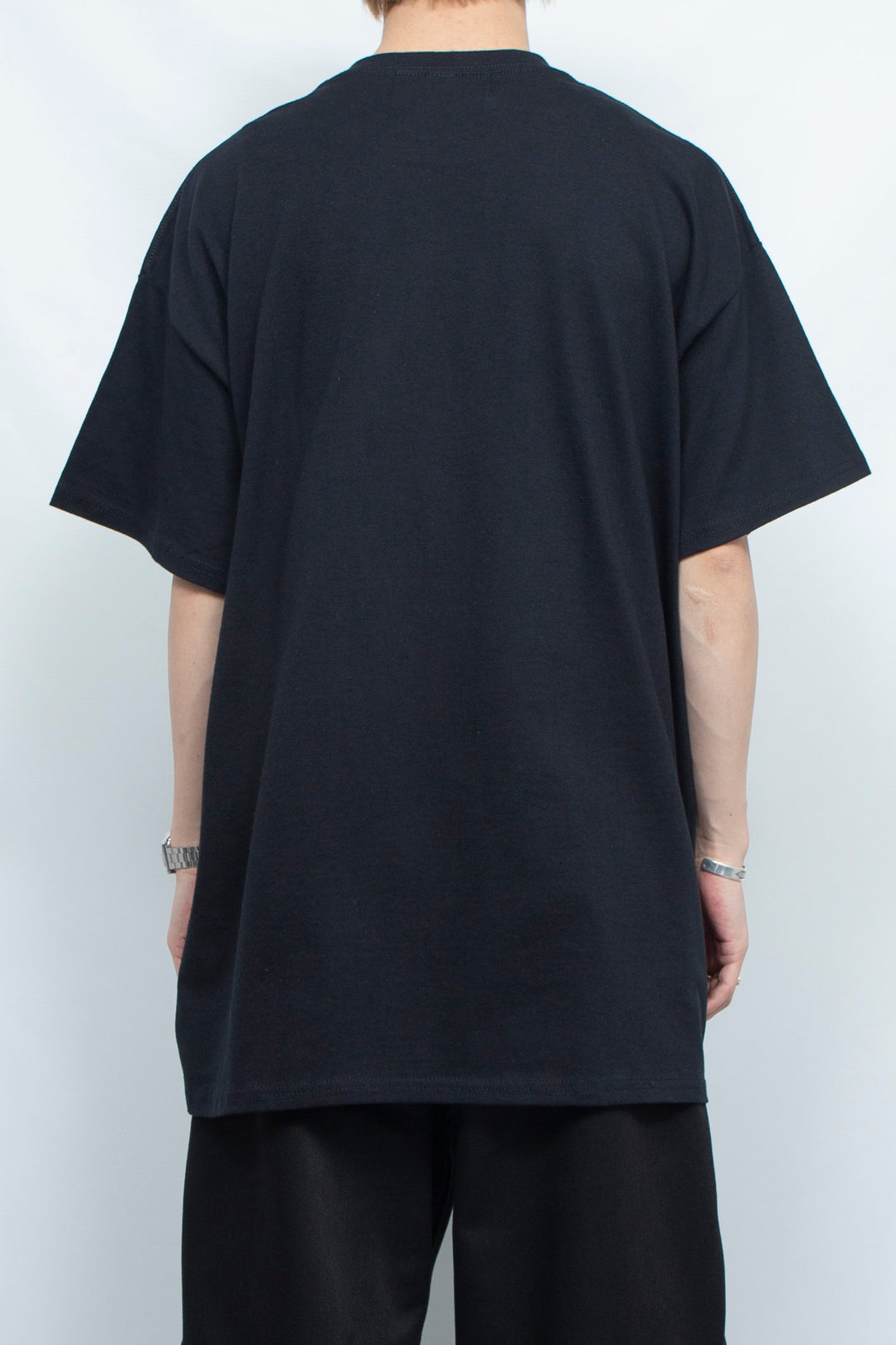 Impossible world Tee Black