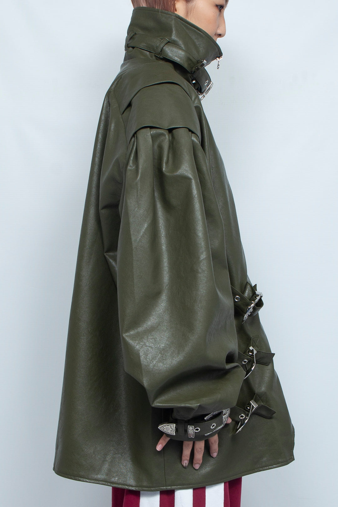 Dark green iron buckle silhouette retro leather jacket