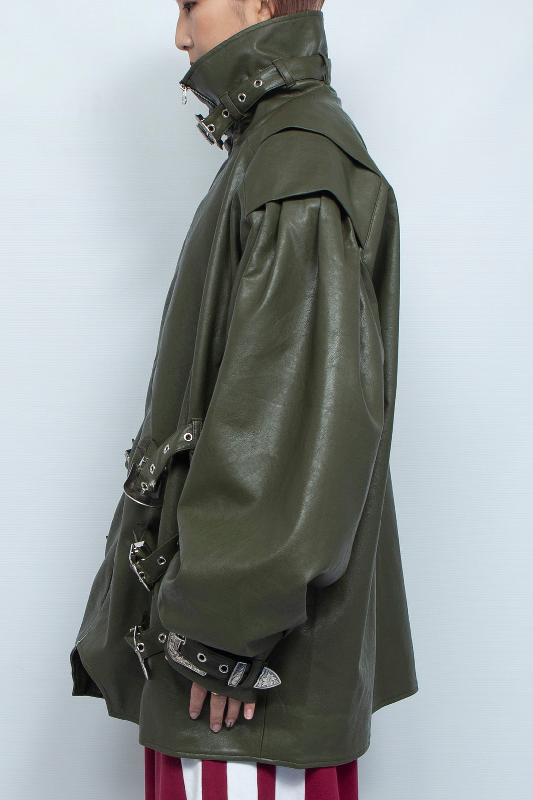 Dark green iron buckle silhouette retro leather jacket