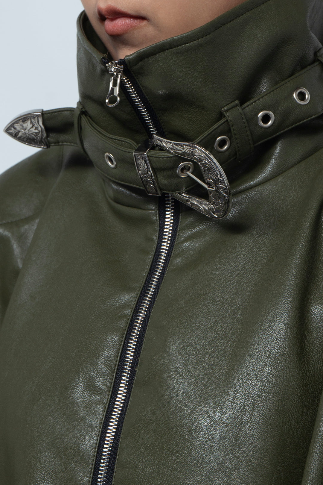 Dark green iron buckle silhouette retro leather jacket