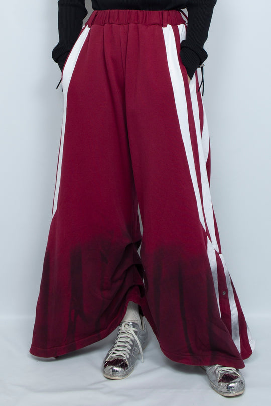 Red dual tone printed wide leg sports pants