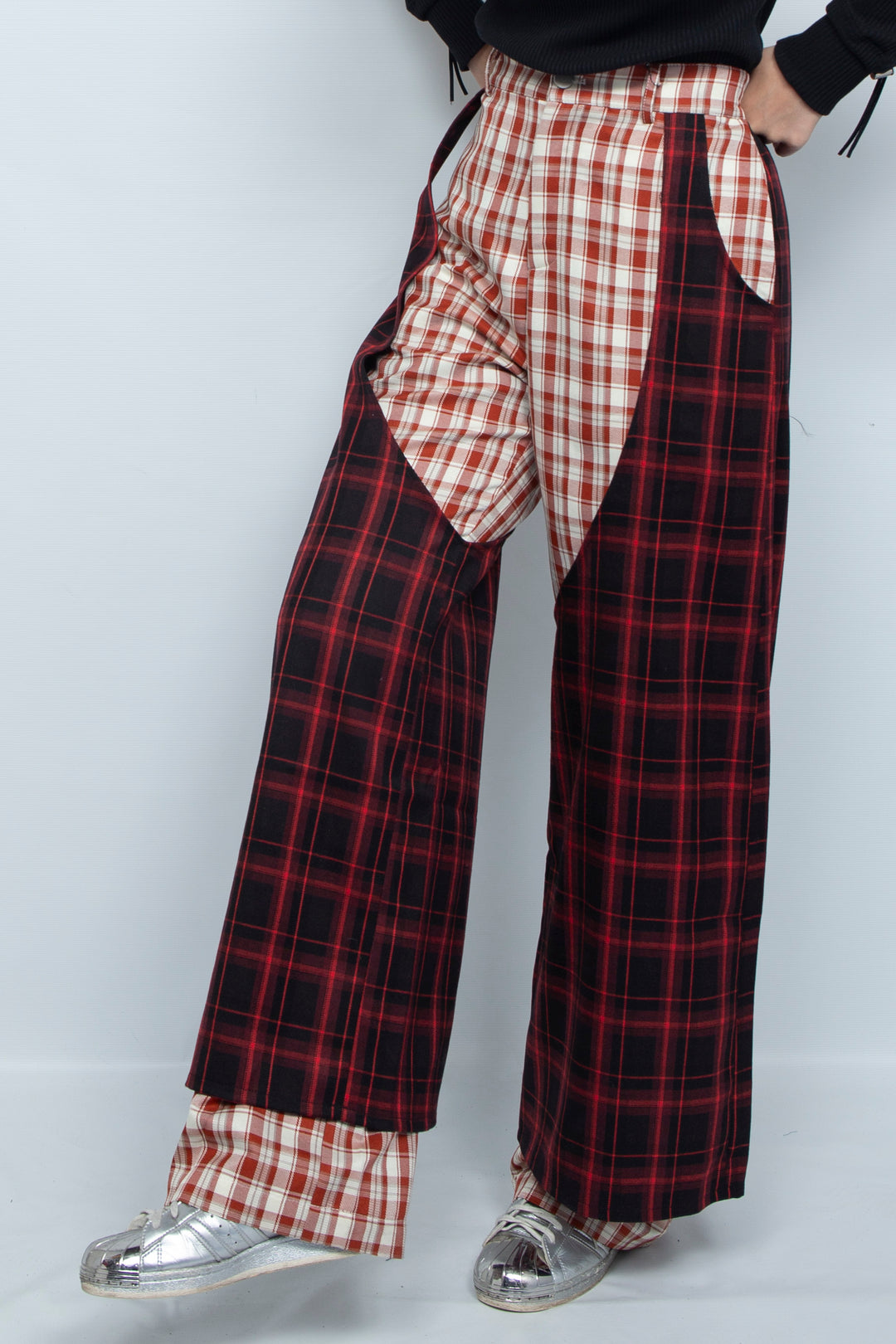 Double layered cross checkered pants