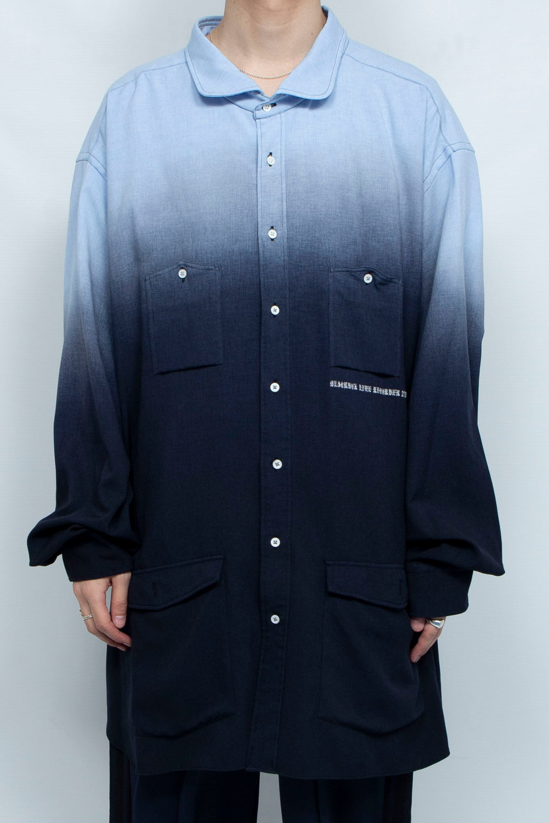 BEAUTIFUL GRADIENT DEFORMATION SHIRT BLUE