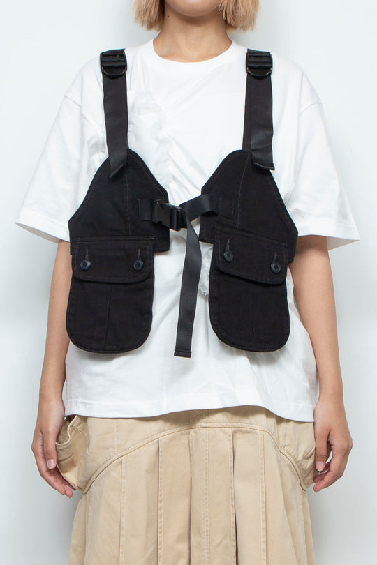 look-forward vest black