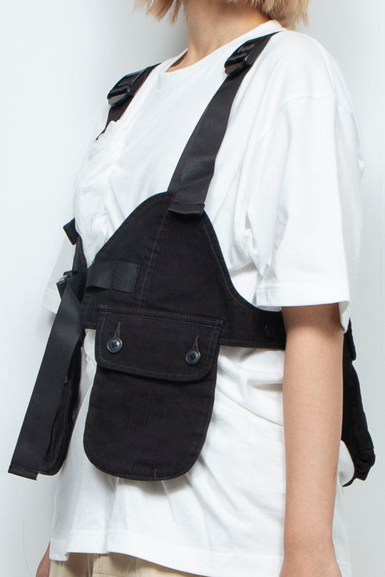 look-forward vest black