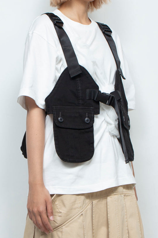 look-forward vest black