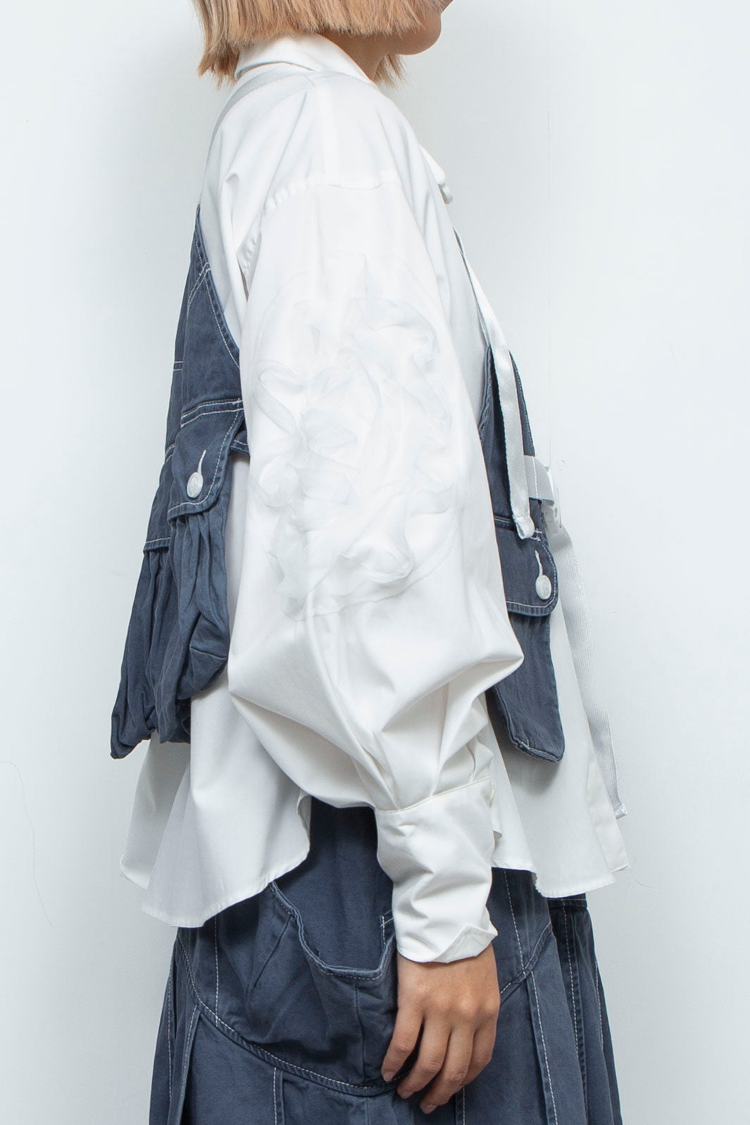 look-forward vest navy