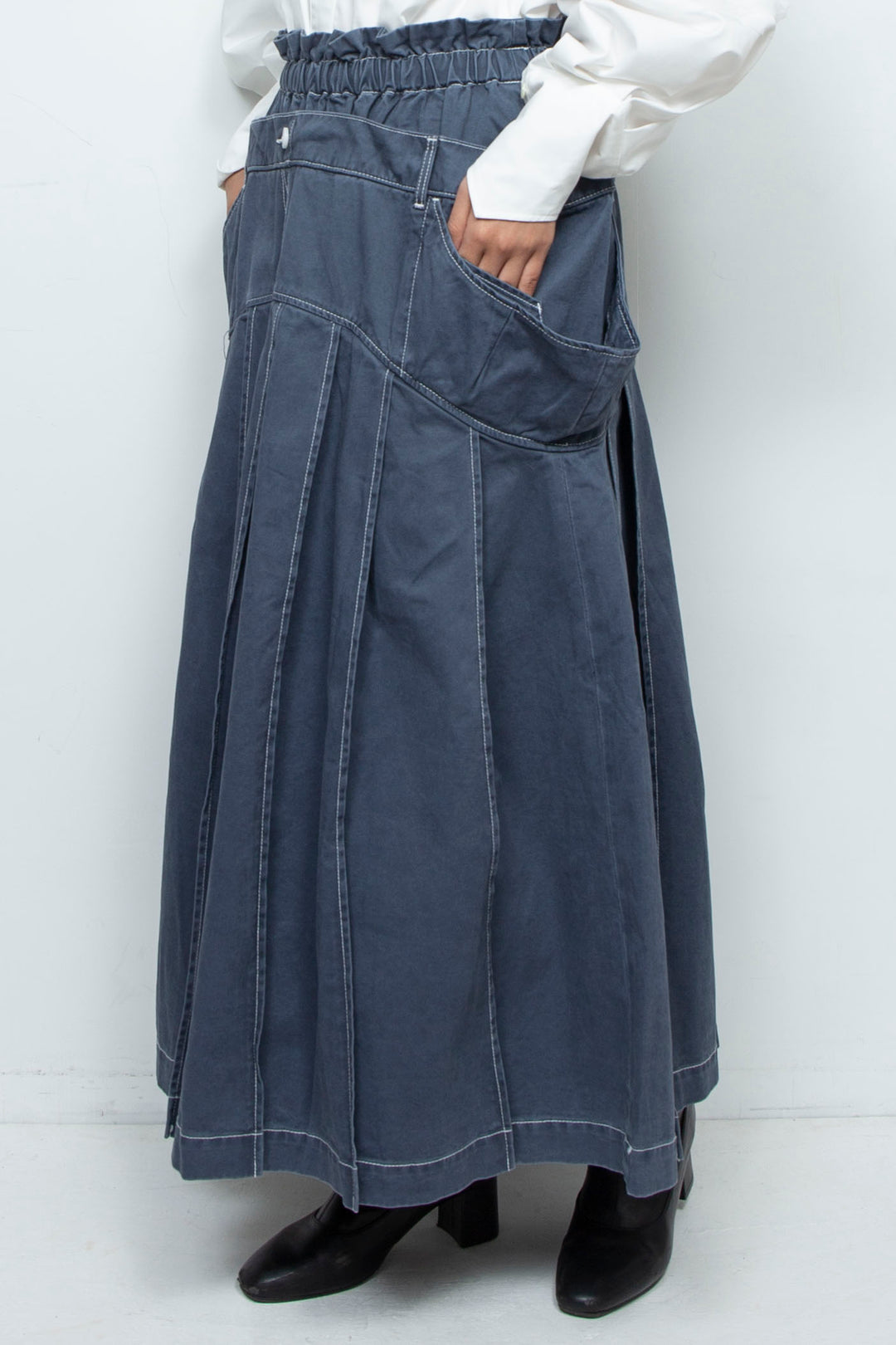 look-forward skirt navy