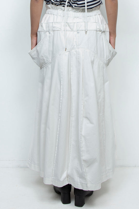 look-forward skirt white