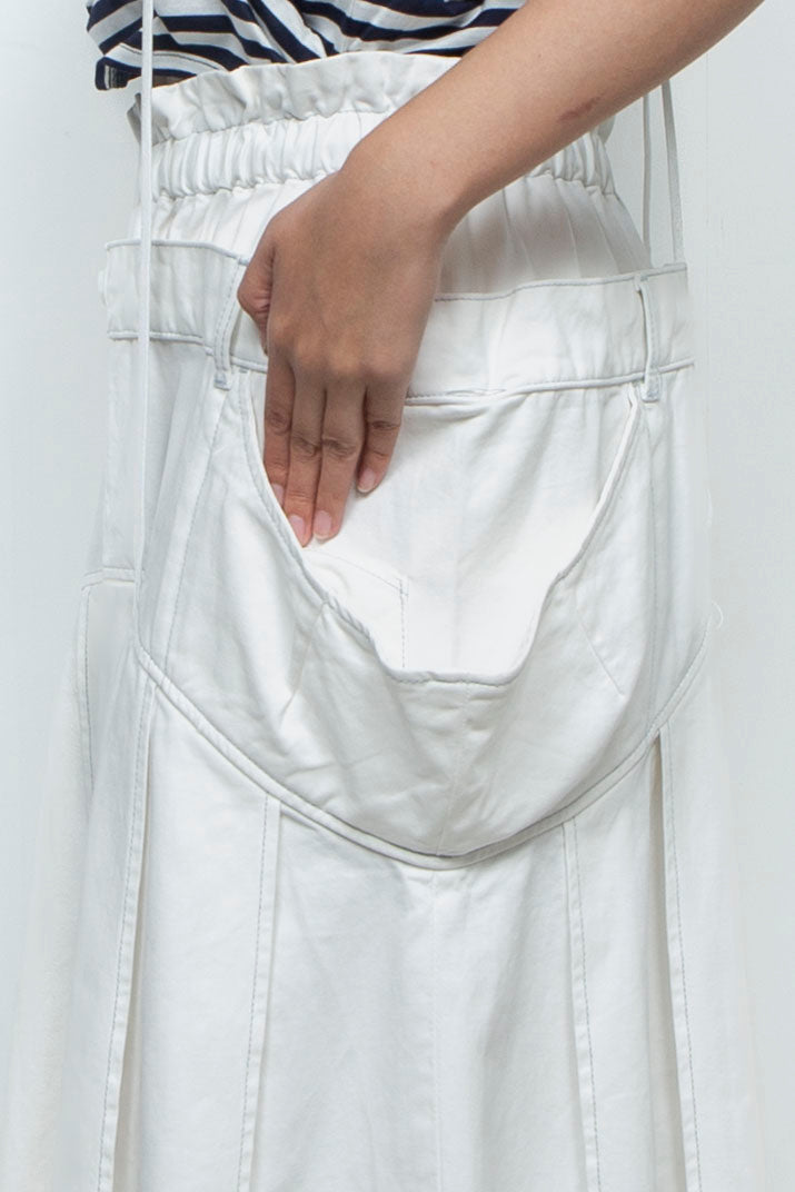 look-forward skirt white