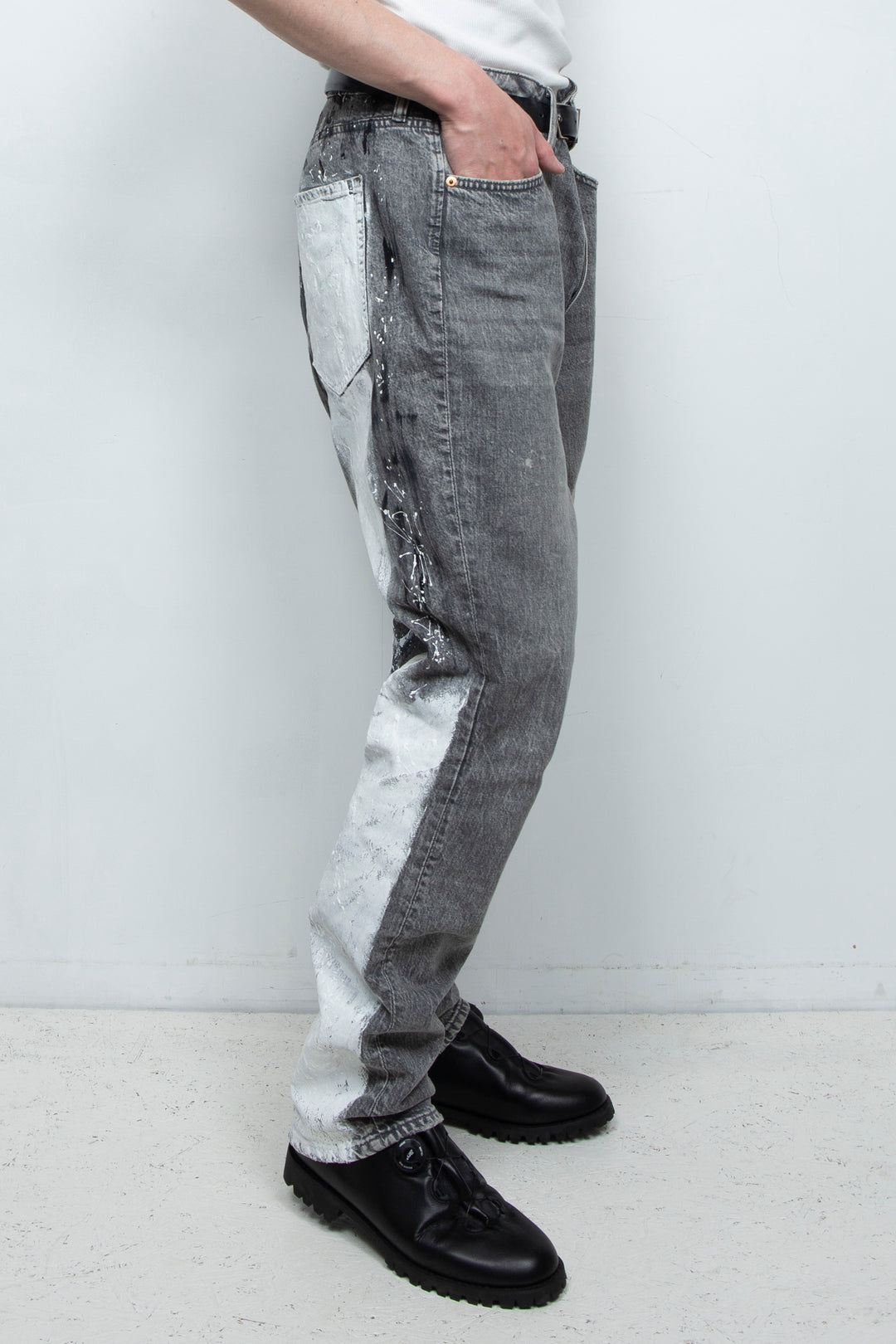 Paint snow white denim pants