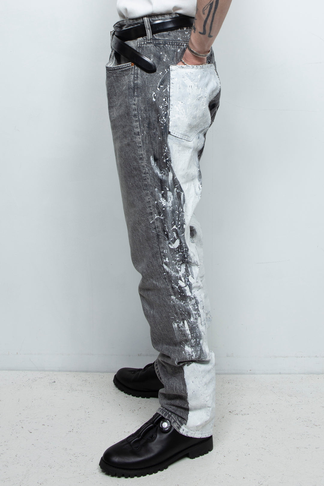 Paint snow white denim pants