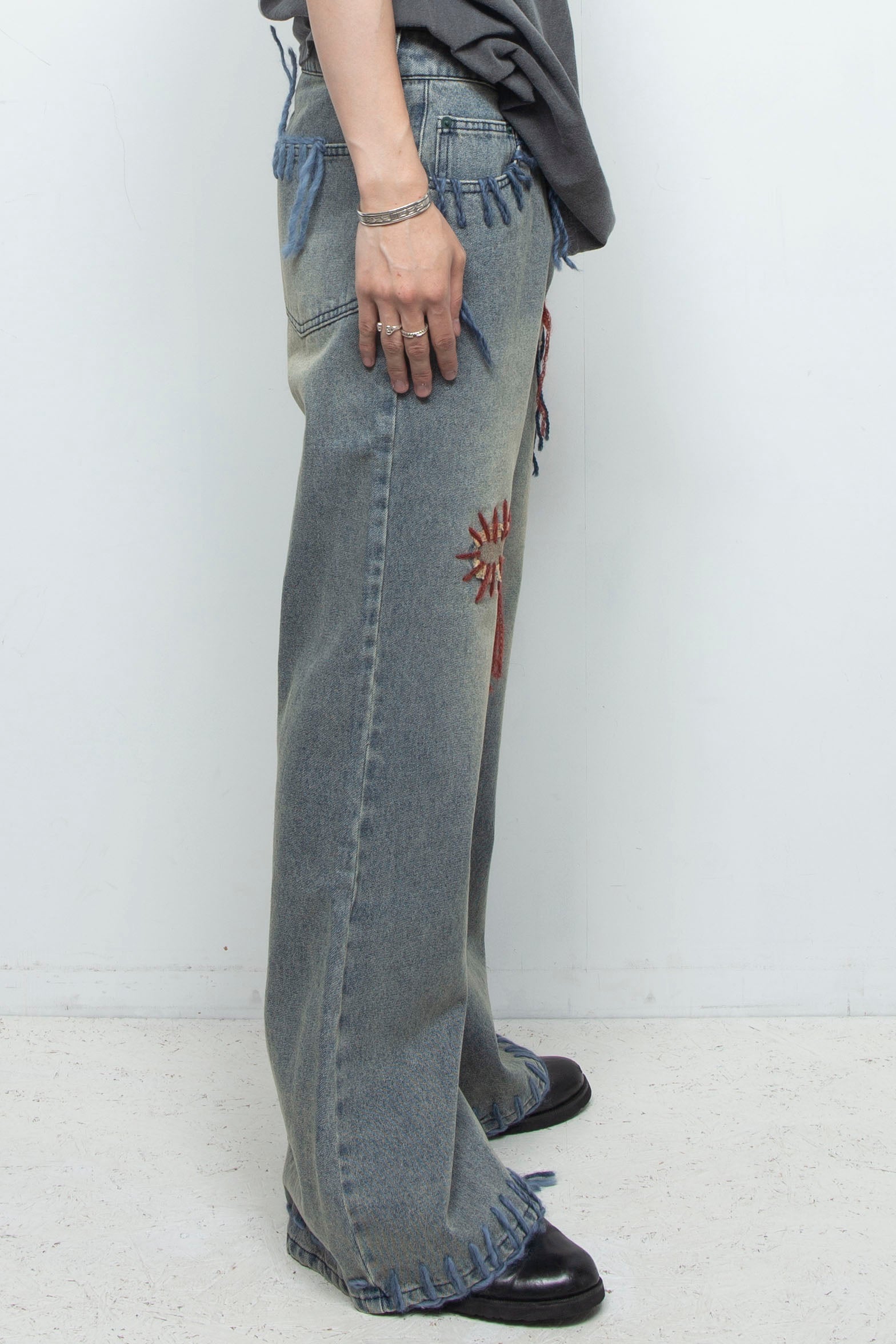 twist TΣist badge デニム　フレアパンツ TΣist -ツイスト- 通販・店舗 渋谷・神泉セレクトショップR for D