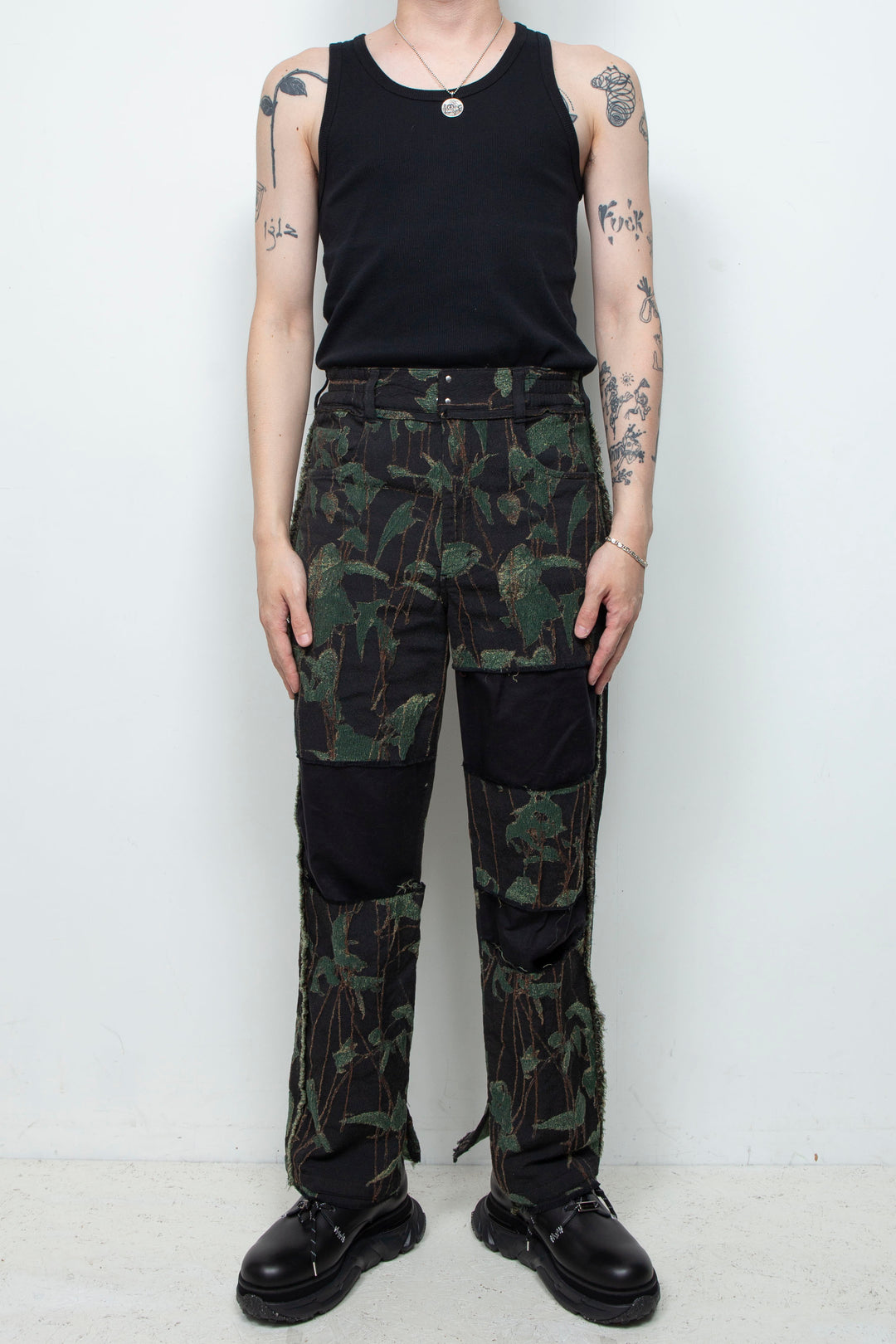 Reconstructed 5-pocket pants (jacquard) IVY