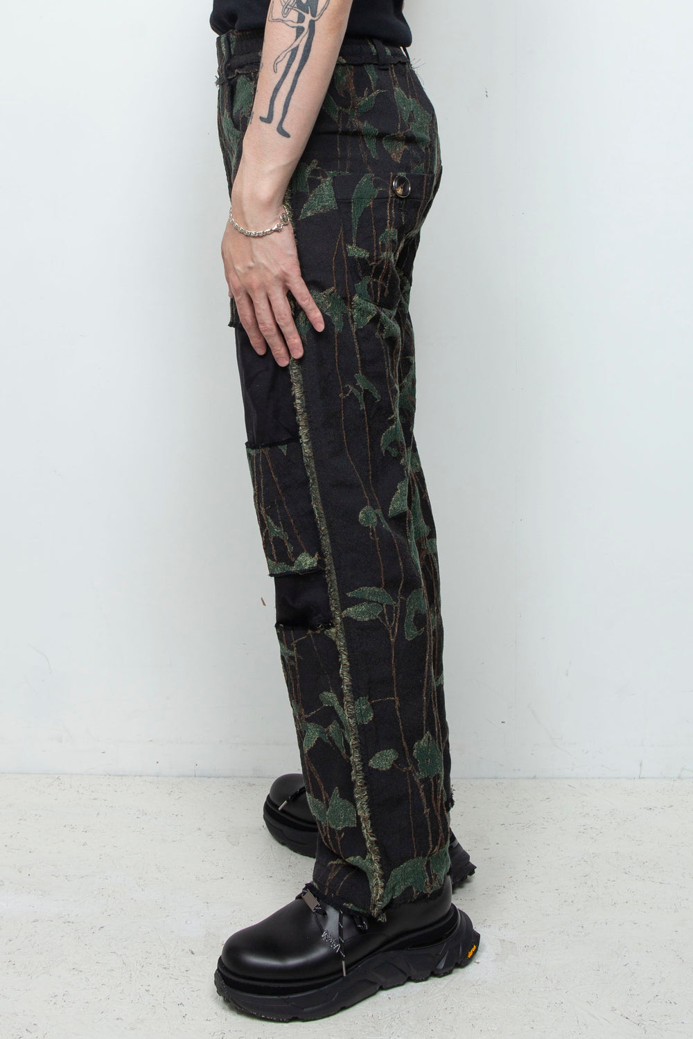 Reconstructed 5-pocket pants (jacquard) IVY