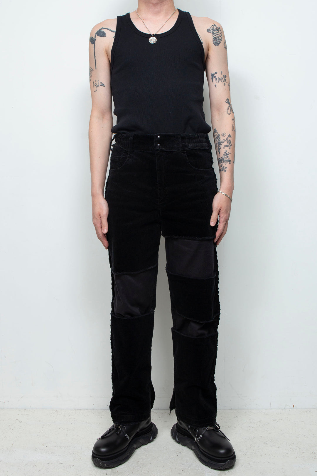 Reconstructed 5-pocket pants (corduroy) BLACK